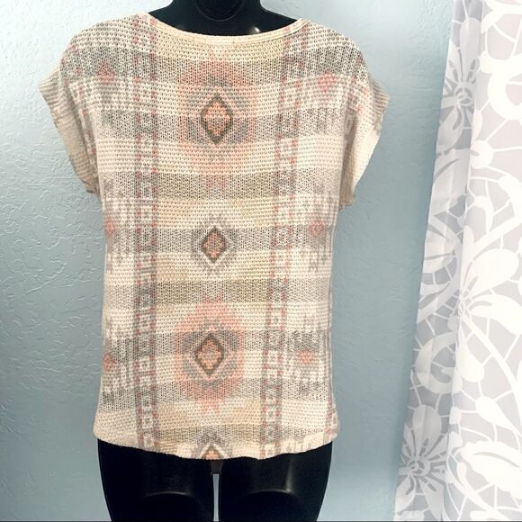 Blu Planet Aztec Print Open Knit Top Size Medium - Picture 4 of 6